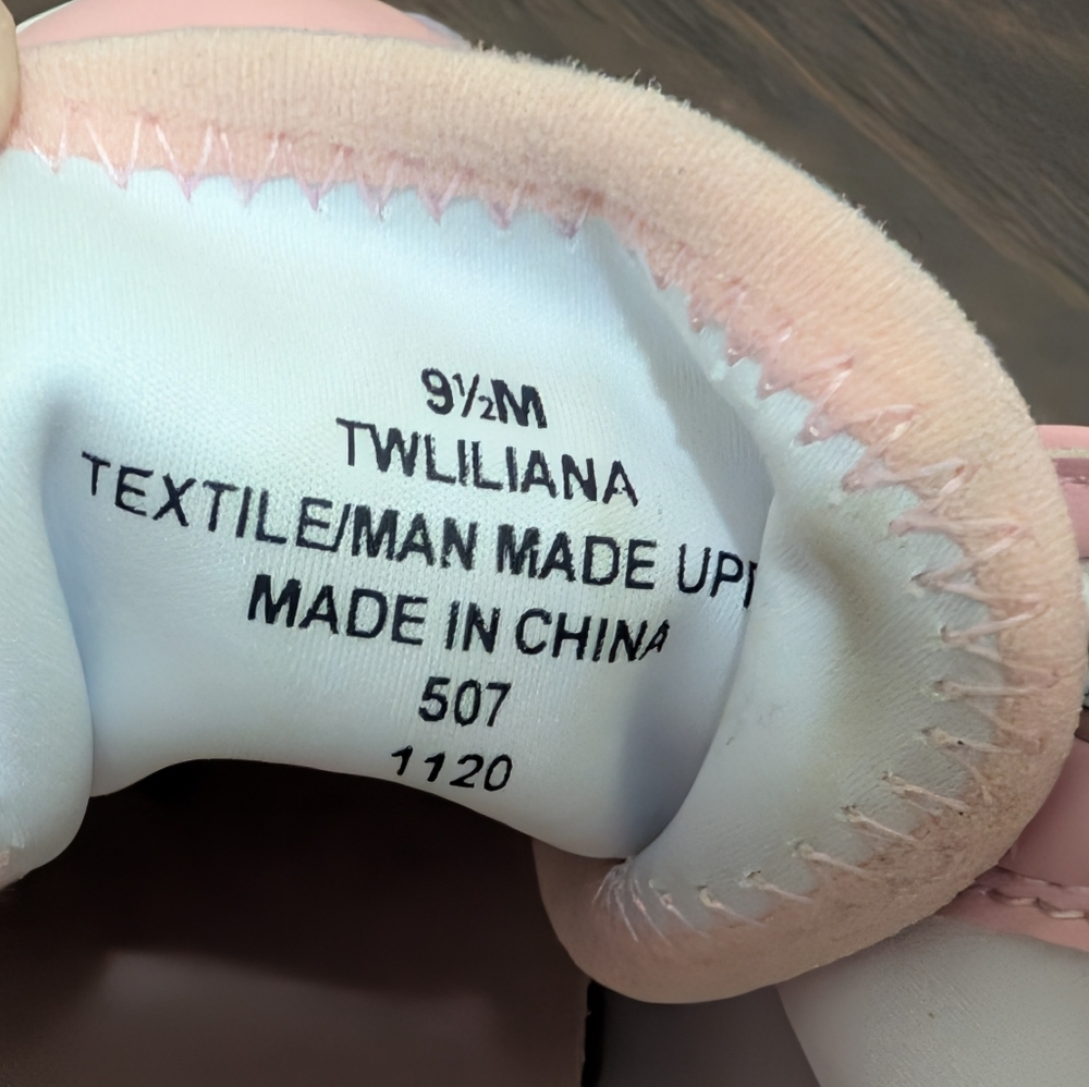 Tommy Hilfinger Pink and White Sneakers Size 7 - Picture 3 of 5